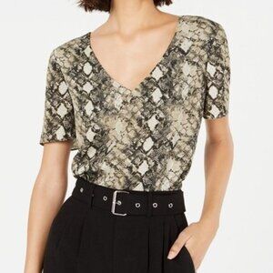 Leyden Snakeprint V-Neck Short Sleeve Blouse
